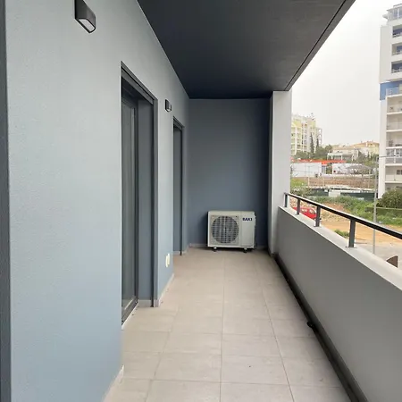 Brand New 2 Bdr With Pool By Lovelystay Appartement